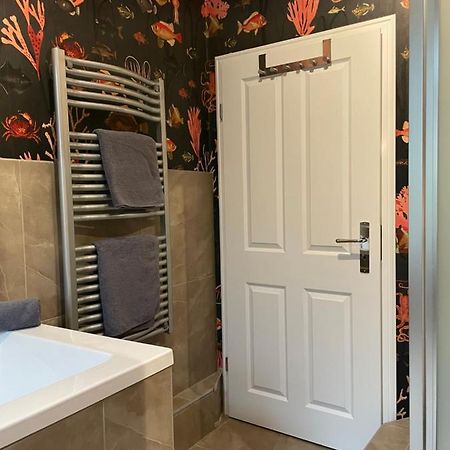 Ferienwohnung Luxus Altbaucharme In Zentraler Lage Kiel Exterior foto