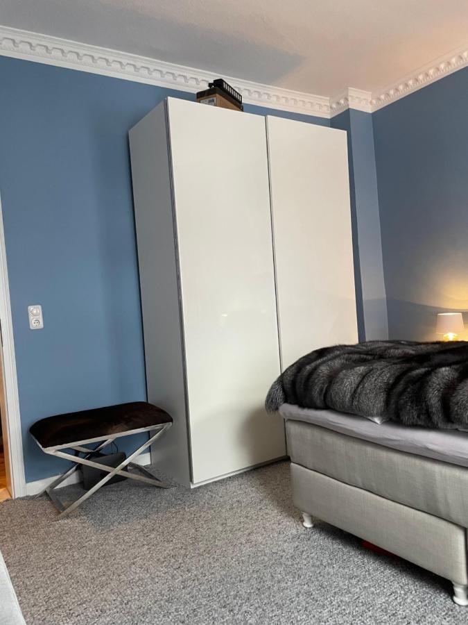 Ferienwohnung Luxus Altbaucharme In Zentraler Lage Kiel Exterior foto